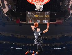 G2观众热烈欢呼！JackeyLove迎来七赛季出色发挥赢得满堂喝彩